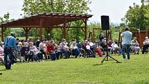 Koncert Standy Hložka v Domově pro osoby se zdravotním postižením Barborka v Kroměříži.