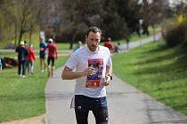 Vytrvalec Ondřej Velička z Bystřice pod Hostýnem skončil na mistrovství republiky v běhu na 100 kilometrů jedenáctý.