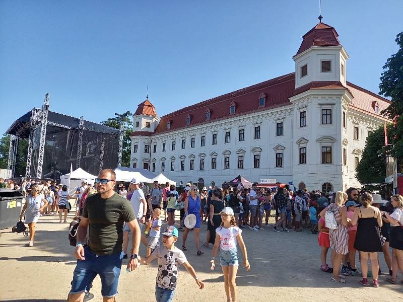 Holešovská regata.