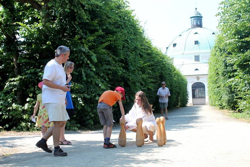 Celoevropská akce Víkend otevřených zahrad nabídla v Květné i Podzámecké zahradě bohatý doprovodný program.