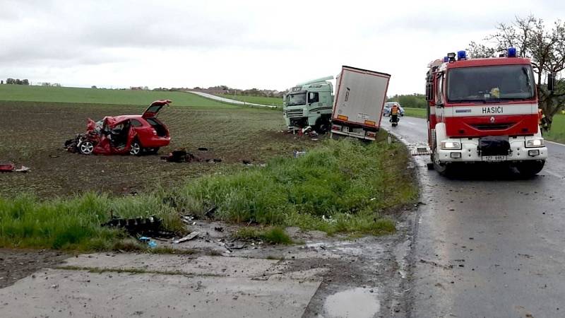 Tragická nehoda mezi Jarohněvicemi a Šelešovicemi, 13. května 2021