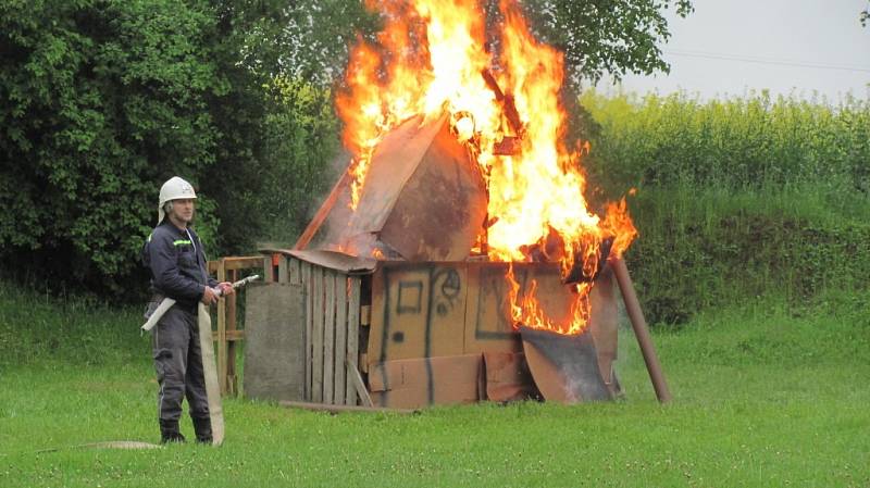 Sbor dobrovolných hasičů v Soběsukách oslavil v sobotu šedesát let od svého založení.