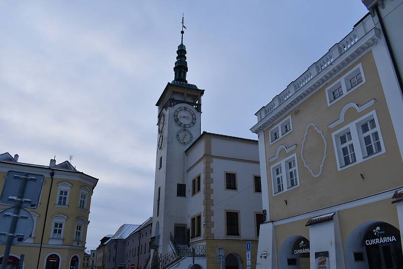 Ledovka a čerstvý sníh v Kroměříži, 8. 2. 2021