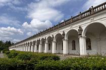 Kolonáda v Květné zahradě v Kroměříži je po dvouleté obnově znovu přístupná veřejnosti.