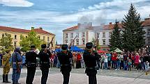 V Kroměříži se v sobotu 3. října konal Den uniformovaných sborů, který nabídl přehlídku historické i současné vojenské techniky nebo bitvu o Zborovský most.