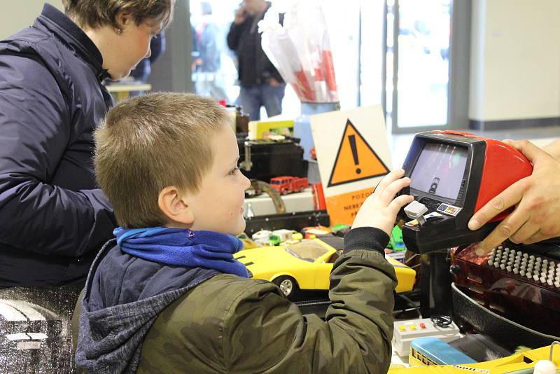 Auto moto burza a bleší trh na kroměřížském Výstavišti