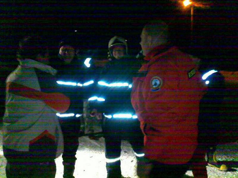 Zraněnou běžkařku zachraňoval v Hostýnských vrších Rescue Team Hostýnské vrchy.