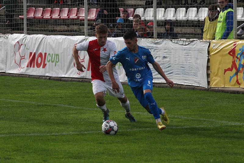 Fotbalisté Kroměříže (červenobílé dresy) ve 2. kole MOL Cupu vyzvali prvoligový Baník Ostrava.