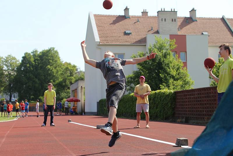 Okresní kolo Odznaku Všestrannosti Olympijských Vítězů v Kroměříži.