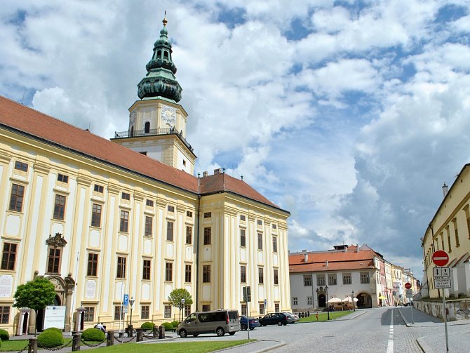 Arcibiskupský zámek v Kroměříži.
