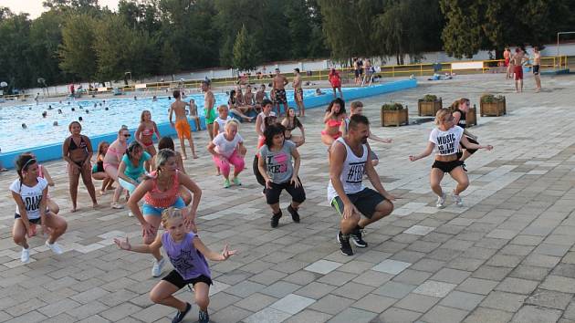 Koupaliště Bajda dostávají do pohybu taneční hodiny Marka Meluzína.