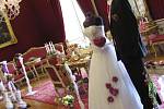 Svatební veletrh nabídl také květinové vazby, úpravu stolů a další nezbytnosti.