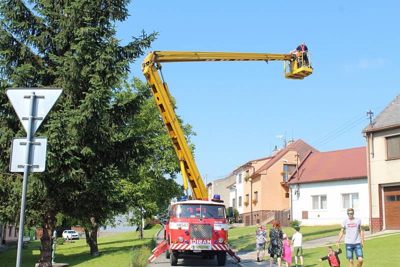 Hodové slavnosti v Tučapech.