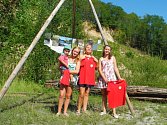 Přes tři sta návštěvníků si našlo cestu do lomu v Kurovicích na akci nazvanou Festival pro čolka. O posledním prázdninovém víkendu si tam mohli užít tvořivých, naučných i zábavných aktivit a přírodovědných exkurzí.