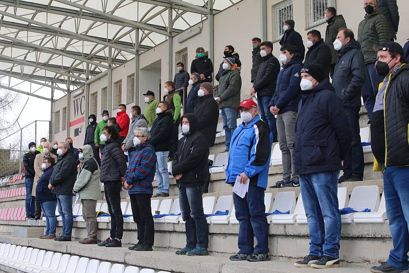 Velkému zájmu se těšila úterní volba nového vedení Okresního fotbalového svazu v Kroměříži. Z 54 klubů s právem volby dorazilo 45.