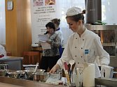  Střední škola hotelová a služeb Kroměříž pořádala pátý ročník soutěže Gastro Kroměříž, která se konala 18. a 19. března a soutěžilo se v kategoriích zaměřených na kuchaře, cukráře, baristy či sommeliéry.