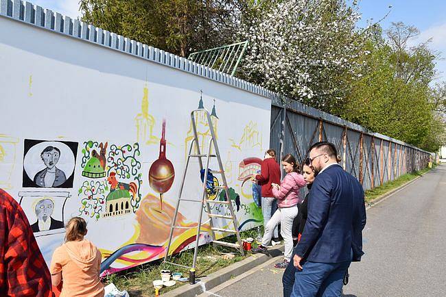 Nová graffiti stěna v ulici Legionářů u areálu Základní školy Zachar