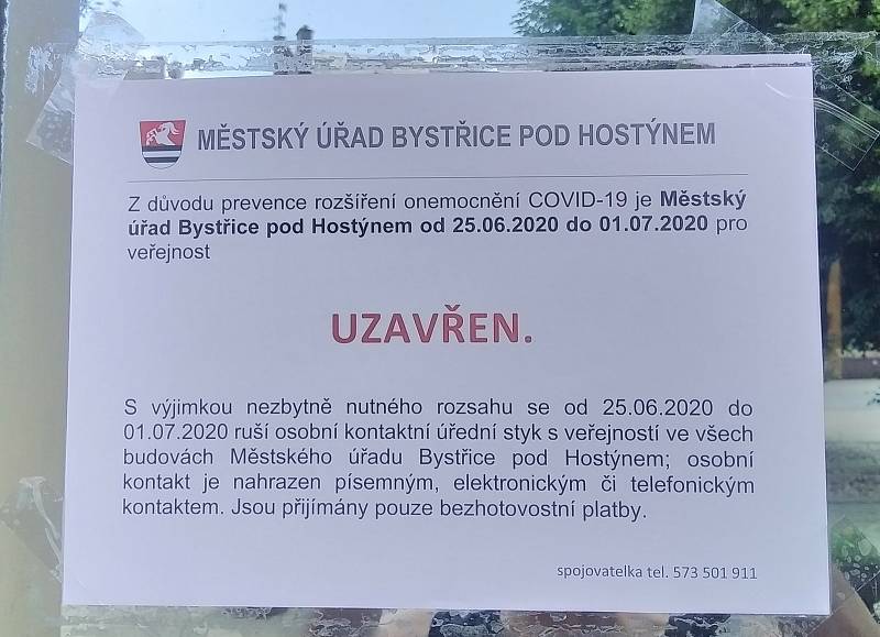 Nákaza koronavirem byla potvrzena i u jednoho zaměstnance Městského úřadu Bystřice pod Hostýnem.