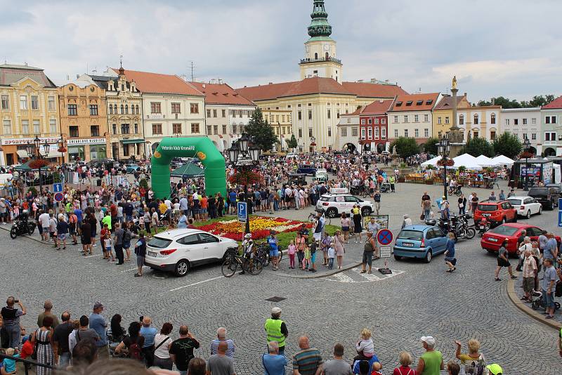 Přehlídka autoveteránů v Kroměříži.