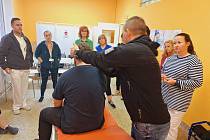 Kroměřížská nemocnice spolupracuje s policií, učí zaměstnance chránit se před nebezpečím.