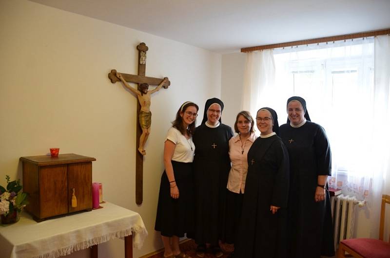 Řádové sestry z kroměřížského kláštera