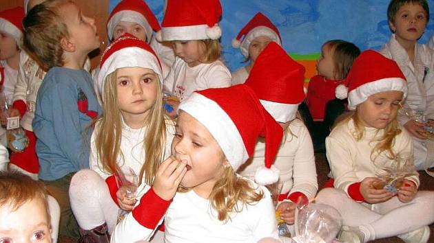V Kvasicích se v sobotu 19. prosince konalo Vánoční tvoření paní Lenky Gazdové.