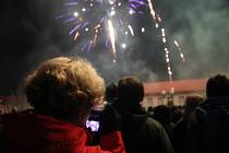Silvestrovský ohňostroj na Hanáckém náměstí v Kroměříži