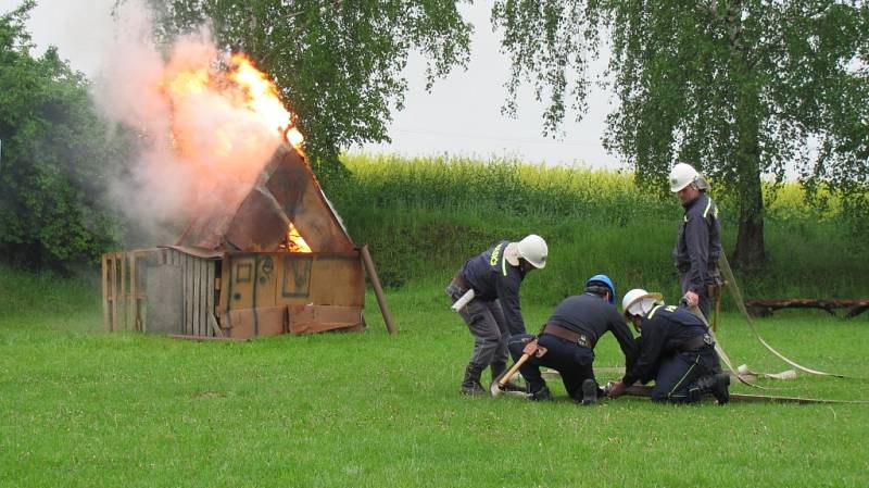 Sbor dobrovolných hasičů v Soběsukách oslavil v sobotu šedesát let od svého založení.