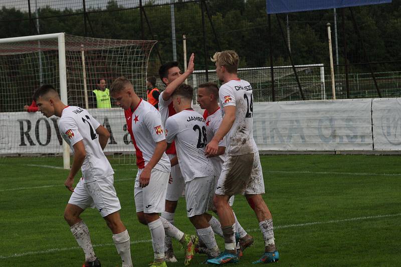 Fotbalisté Kroměříže (červenobílé dresy) ve 2. kole MOL Cupu vyzvali prvoligový Baník Ostrava.