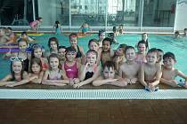 Děti ze školní družiny ZŠ Hulín si užily pololetní prázdniny v plaveckém bazénu v Kroměříži.