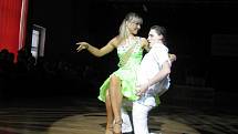 V Domě kultury se v pátek 25. března 2011 konala Show Dance aneb Kroměřížské hvězdy tančí.