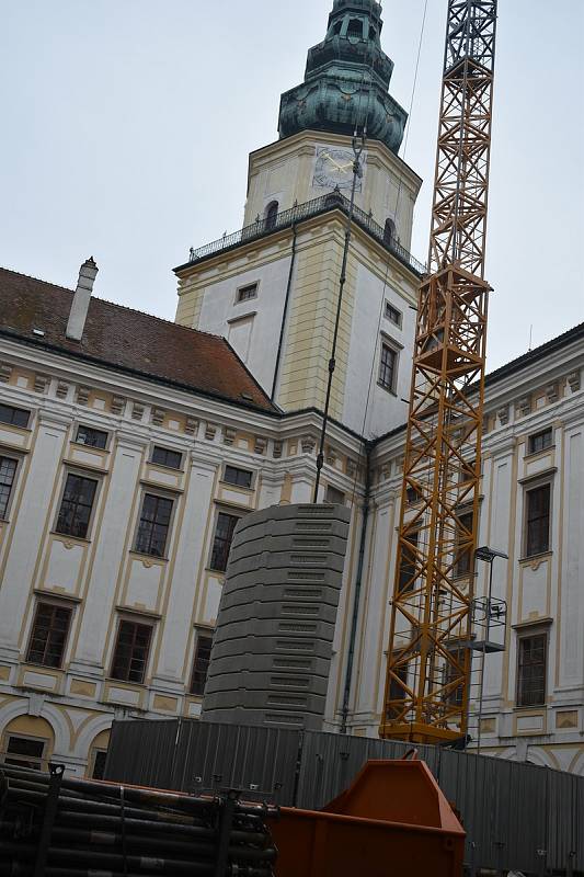 Opravy Arcibiskupského zámku v Kroměříži.