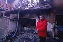 Následky ničivého požáru rodinného domku v Pačlavicích. Maminka s dcerkou přišly o všechno, co měly