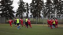 Fotbalisté Břestu na zimním turnaji v Chropyni přehráli Zářičí 4:2. Foto: Fotbal Břest