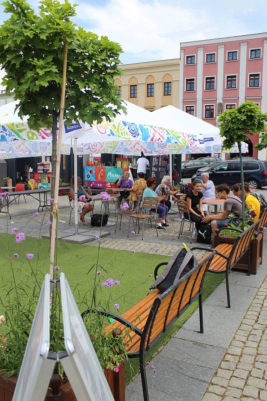 Relaxační zóna na Velkém náměstí v Kroměříži