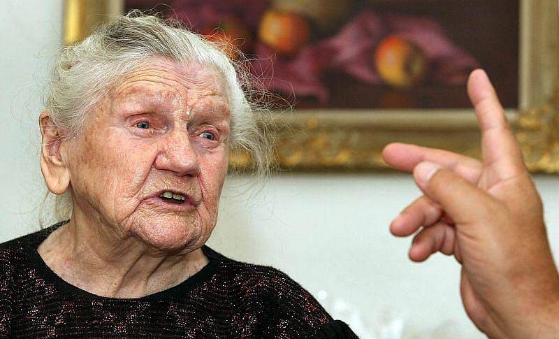 Úctyhodné sto sedmé narozeniny oslaví v neděli nejstarší obyvatelka Zlínského kraje, Marie Smejkalová z Kroměříže.
