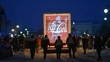 Coca-Cola kamion na náměstí Dr. E. Beneše v Holešově, 17. 12. 2022.