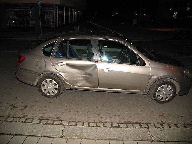 Poškozené auto. Ilustrační foto