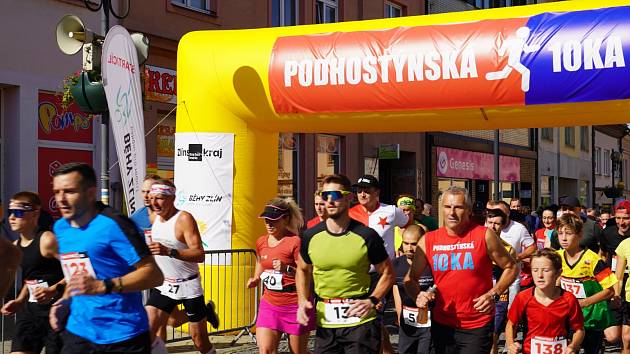 běžecký závod v Bystřici pod Hostýnem Podhostýnská 10ka Lukáš Makový, Bohdana Beranová.