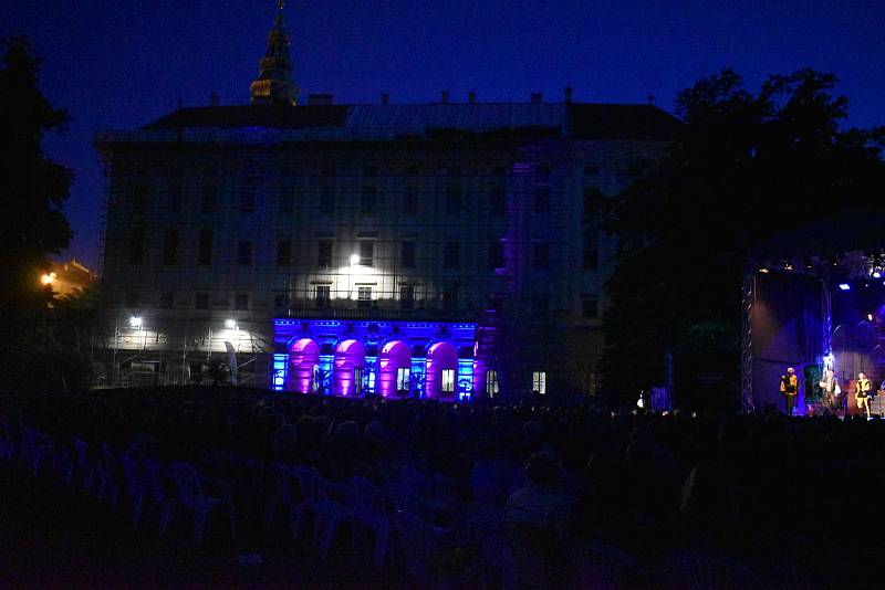 Muzikál Noc na Karlštejně v Podzámecká zahradě v Kroměříži, 12. 6. 2021