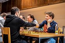 Šachový klub v Bystřici pod Hostýnem pořádá v úterý 26. prosince už 41. ročník tradičního Štěpánského turnaje v bleskové hře na 4 minuty + 3 sekundy za každý tah.