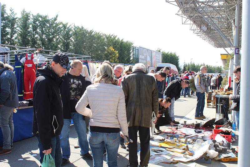 Auto moto burza a bleší trh na kroměřížském Výstavišti