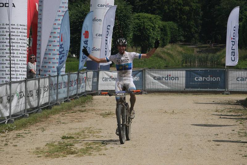 Prestižní Bikemaraton Drásal České spořitelny ovládl Němec Seewald, extrémní trať Obra opanoval Jobánek.