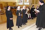 Řádové sestry v klášteře v Kroměříži