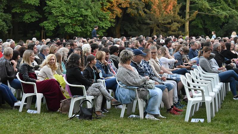 Muzikál Noc na Karlštejně v Podzámecká zahradě v Kroměříži, 12. 6. 2021