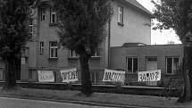 Dramatické okamžiky srpnové okupace roku 1968 z Kroměřížska zachycené na unikátních dobových fotografiích. Na snímku kroměřížská Havlíčkova ulice.