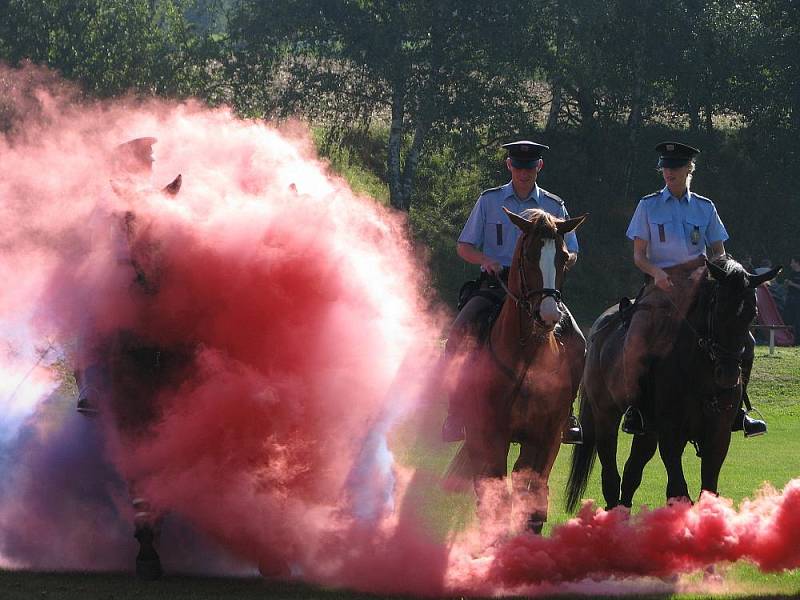 V úterý 25. srpna 2009 se na hřišti v Dřínově konal Dětský den s Policií ČR. Předvedla se například jízdní policie, zásahová jednotka, psovodi či dopravní policisté.