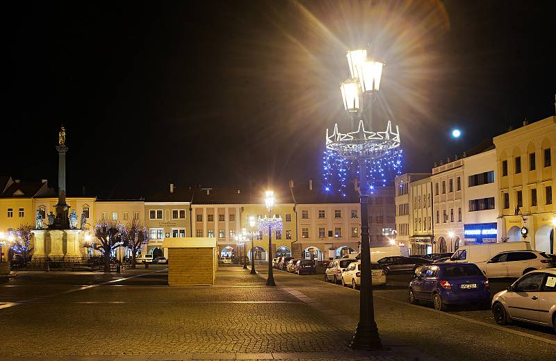 Vánoční strom a výzdoba v Kroměříži.
