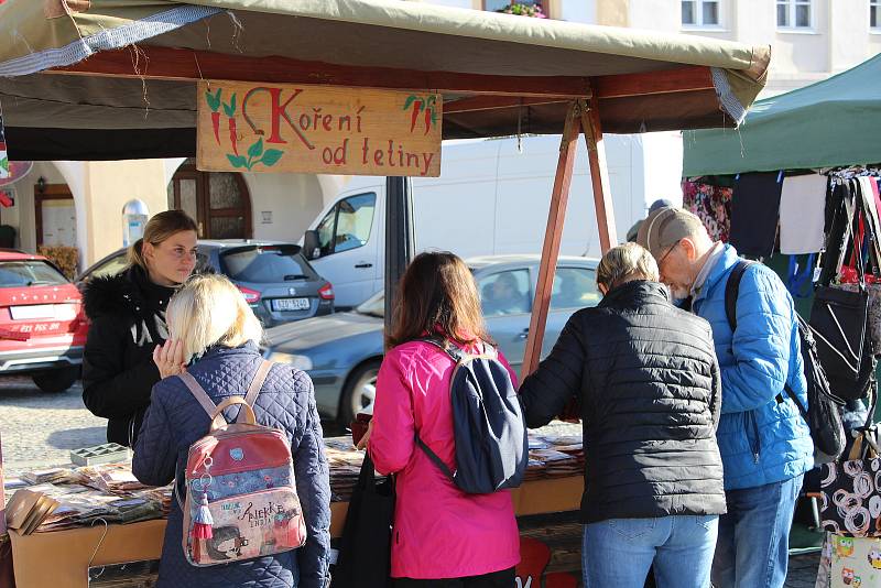 Jablečný den a farmářské trhy na Velkém náměstí v Kroměříži, 16. října 2021