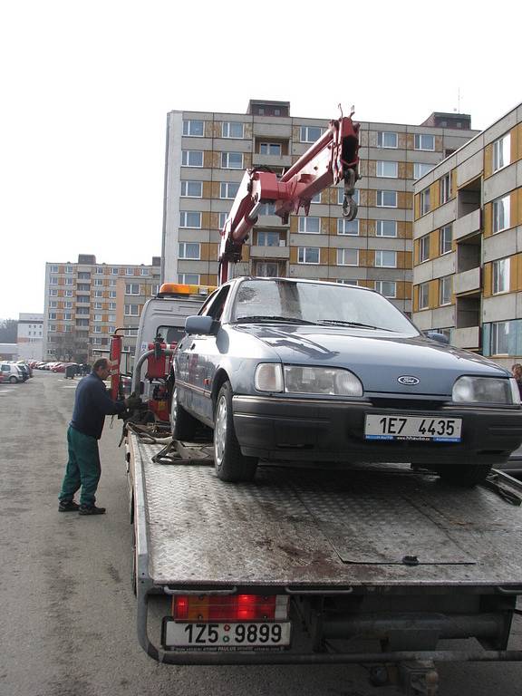 Ve čtvrtek 20. března zmizel z ulic Kroměříže další vrak. O místo více je na parkovišti na sídlišti Zachar.